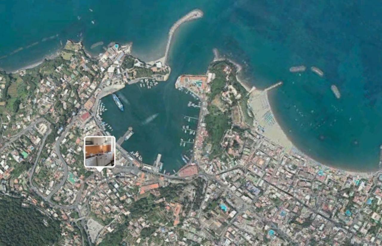 Casette Sul Porto Ischia Kültér fotó